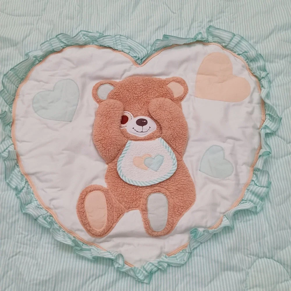 Vintage Judis Peek-A-Bear Baby Blanket Mint Green White Pinstripe Heart Quilted